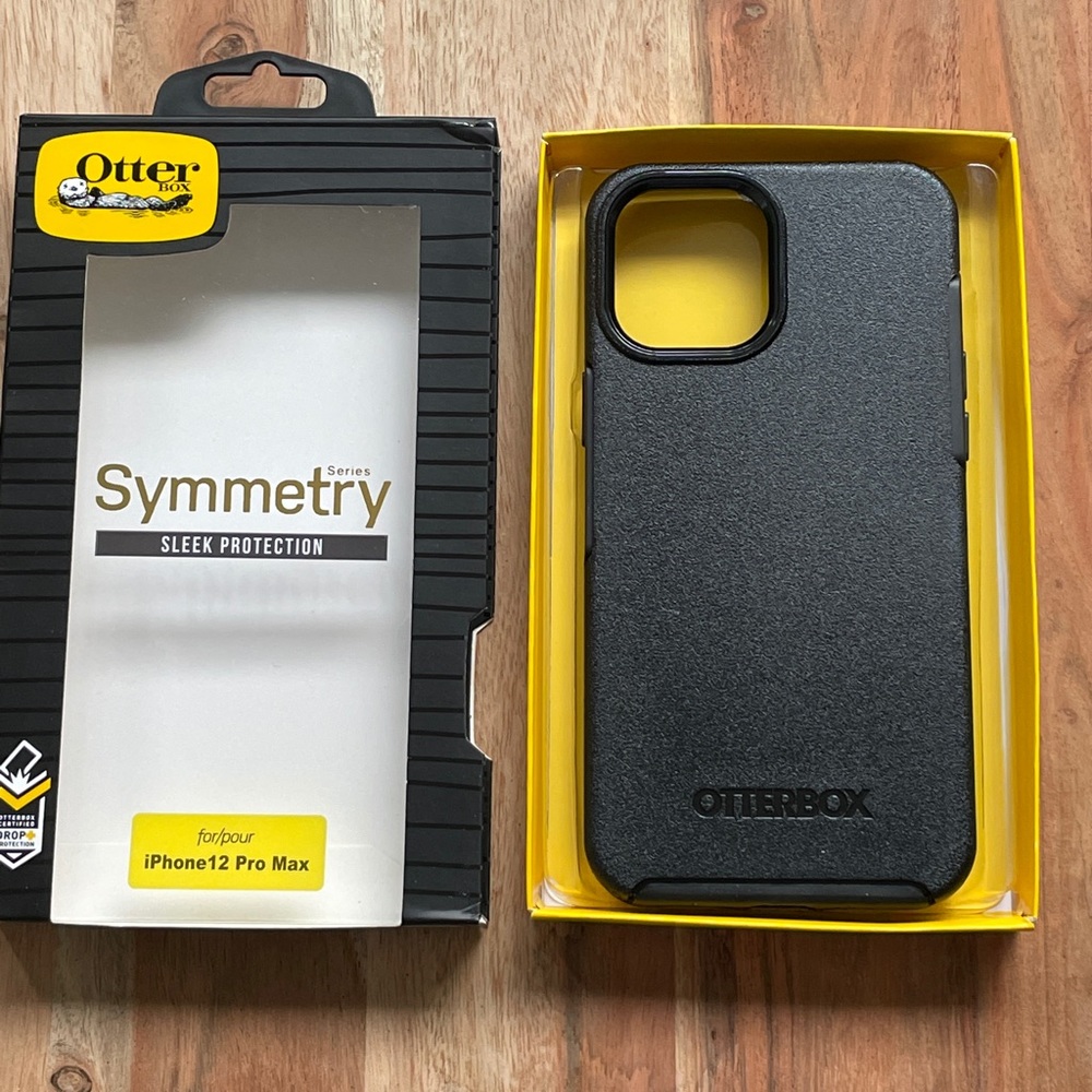 Otter box symmetry for Apple iPhone 12 Pro Max